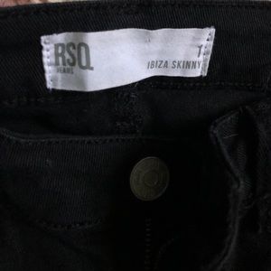 Ripped black skinny jeans